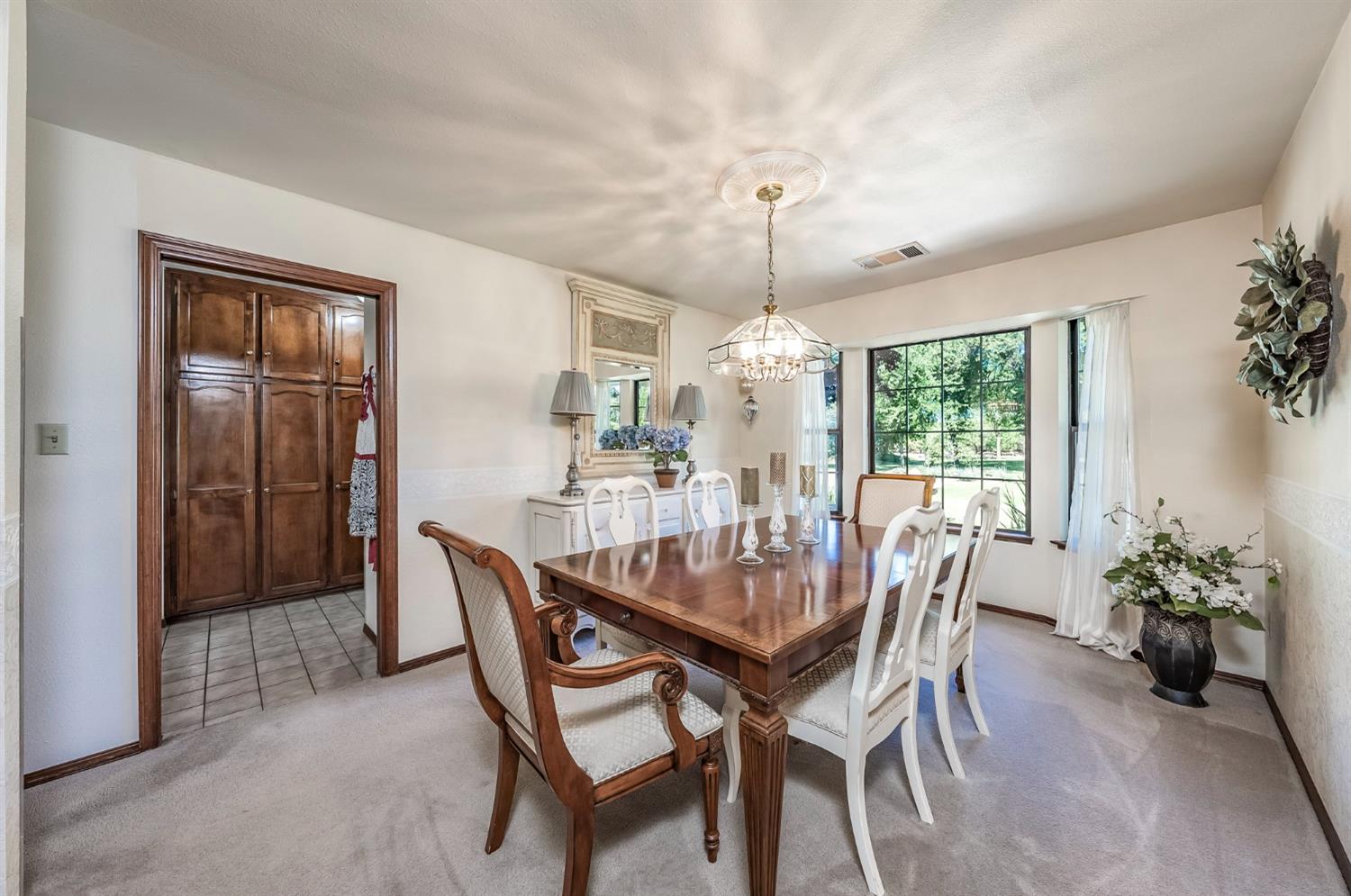9415 21 1/2 Ave, Lemoore, CA 93245