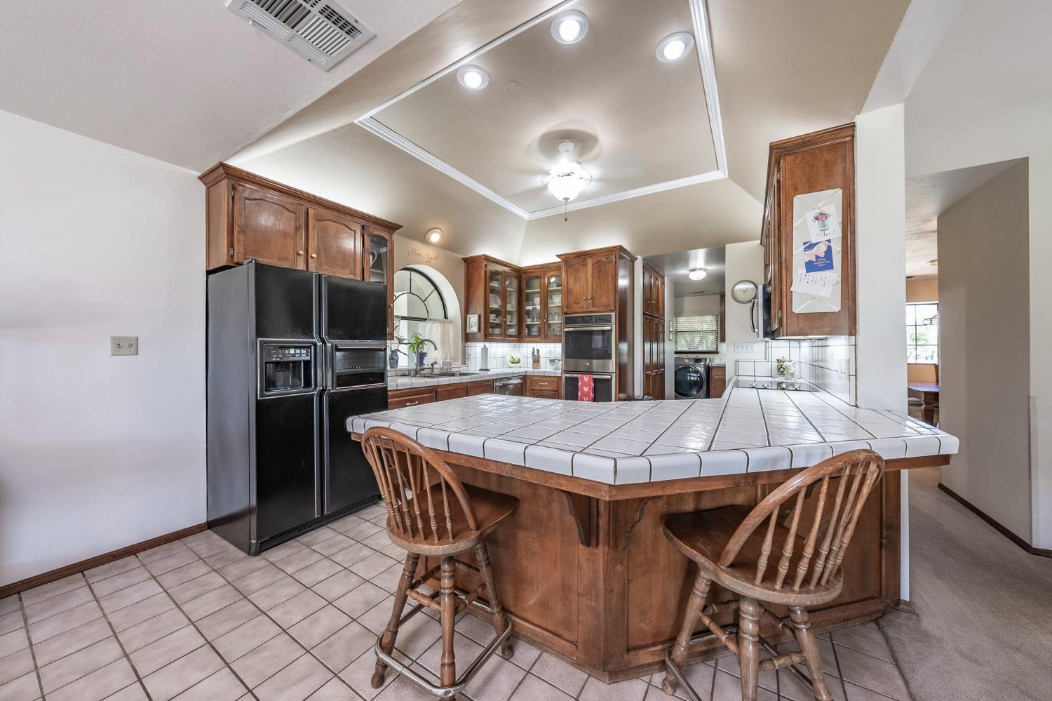 9415 21 1/2 Ave, Lemoore, CA 93245