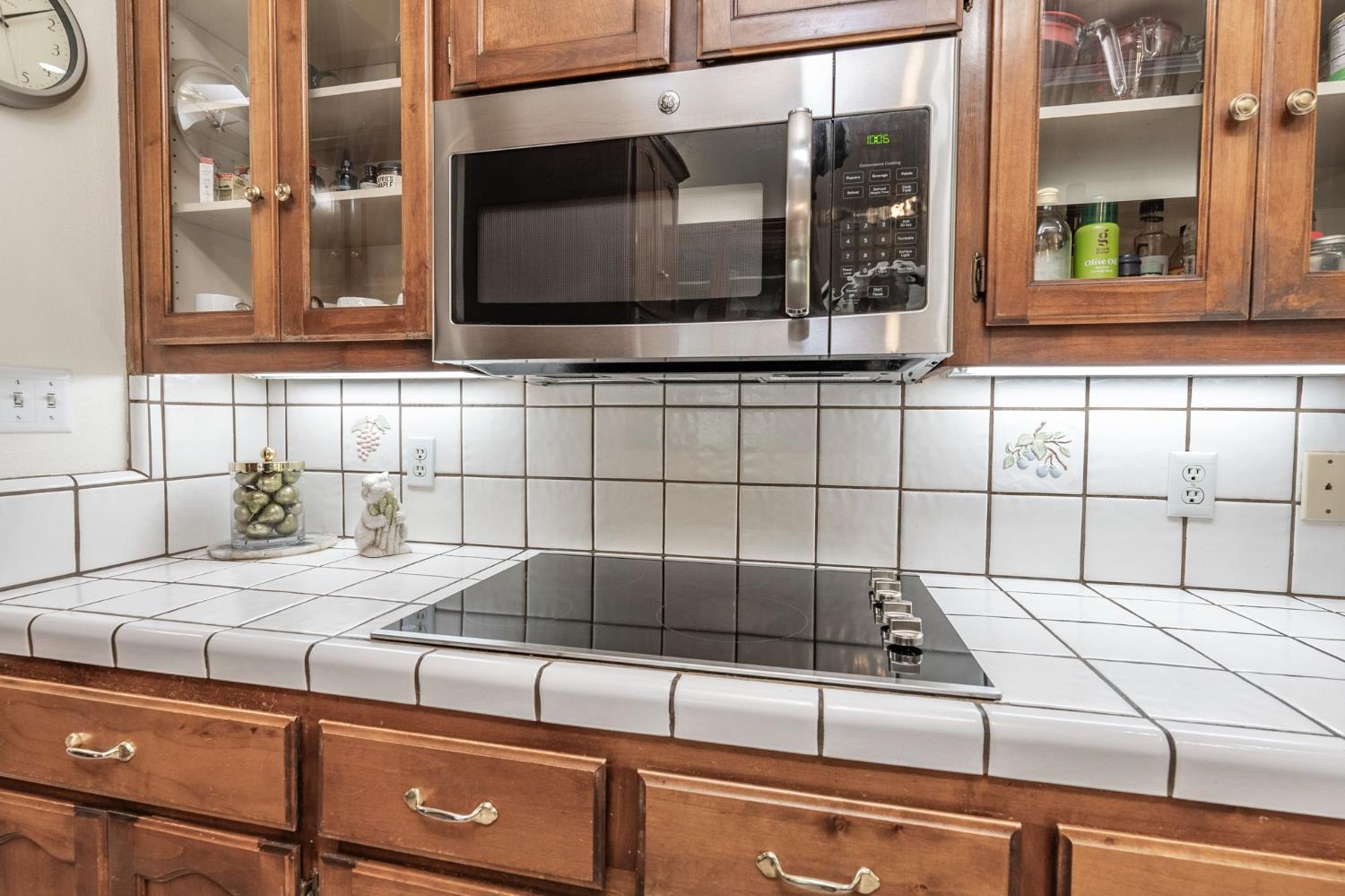 9415 21 1/2 Ave, Lemoore, CA 93245