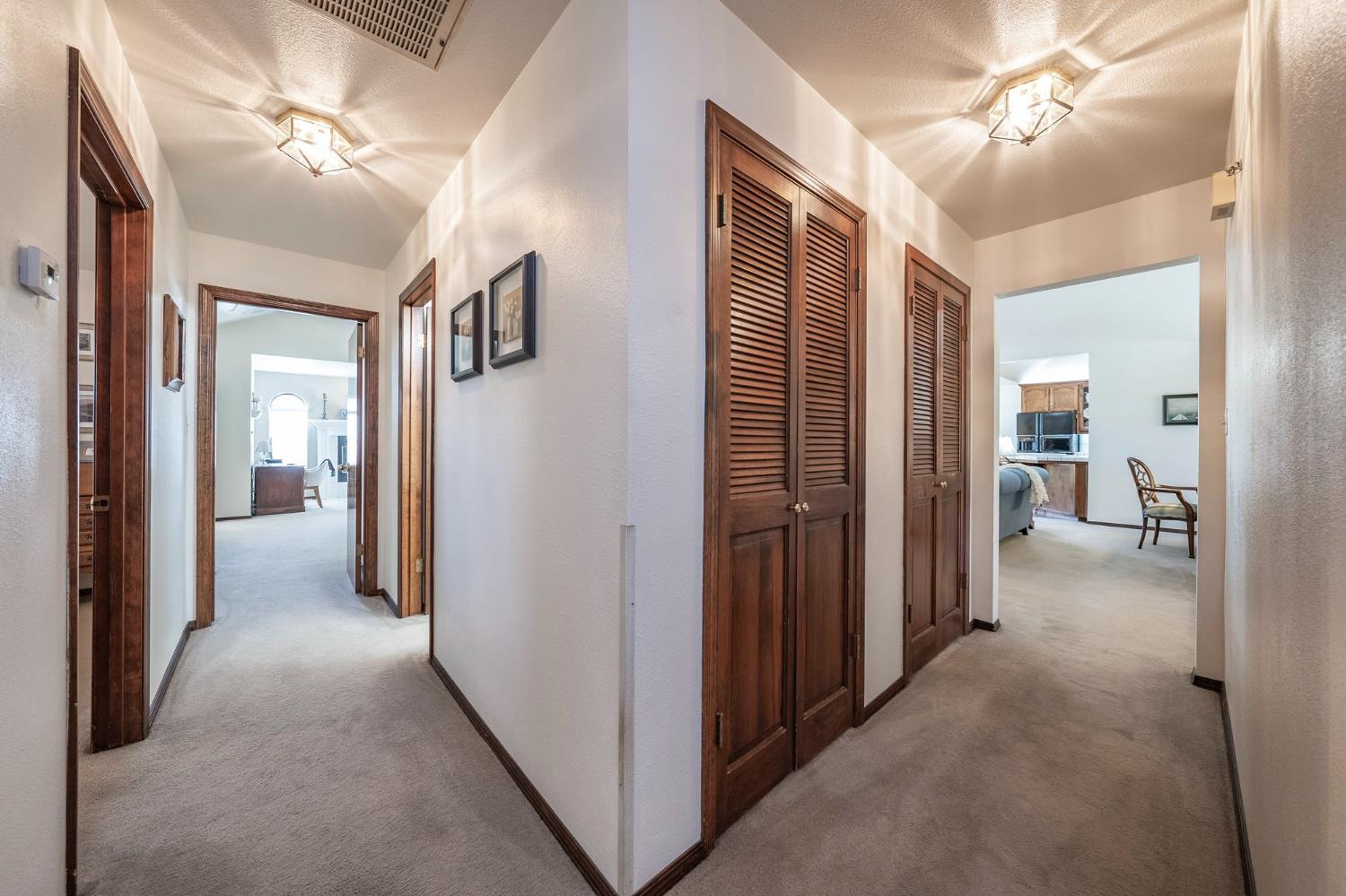 9415 21 1/2 Ave, Lemoore, CA 93245