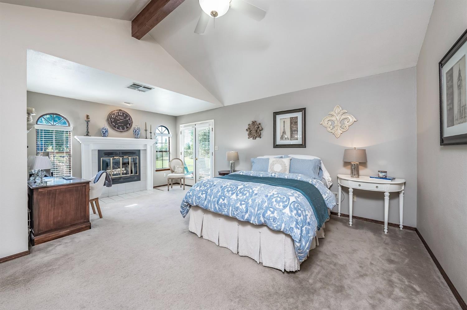 9415 21 1/2 Ave, Lemoore, CA 93245