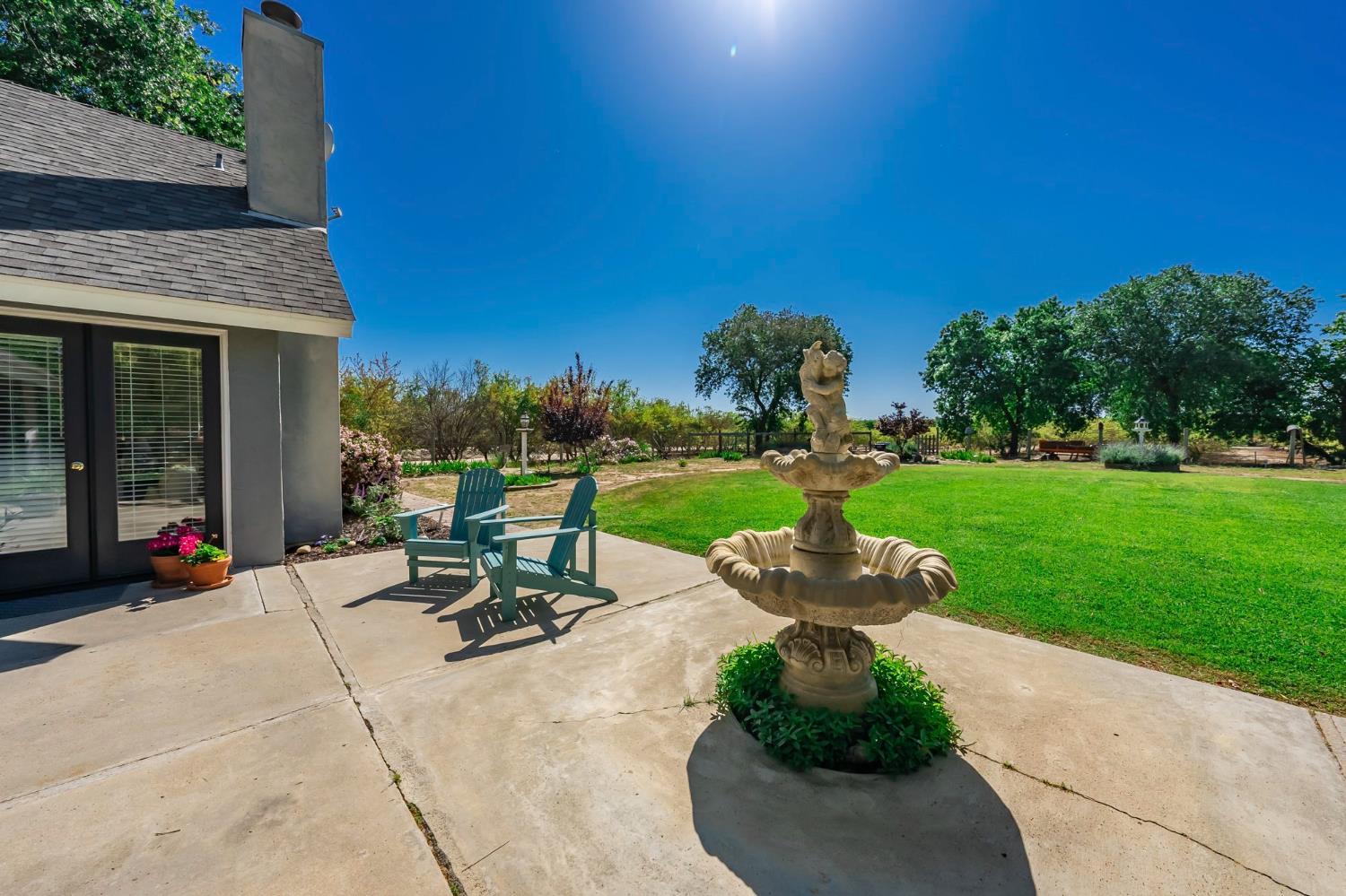 9415 21 1/2 Ave, Lemoore, CA 93245