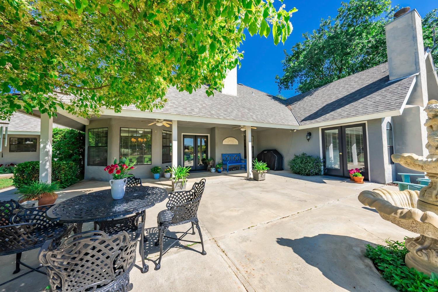 9415 21 1/2 Ave, Lemoore, CA 93245