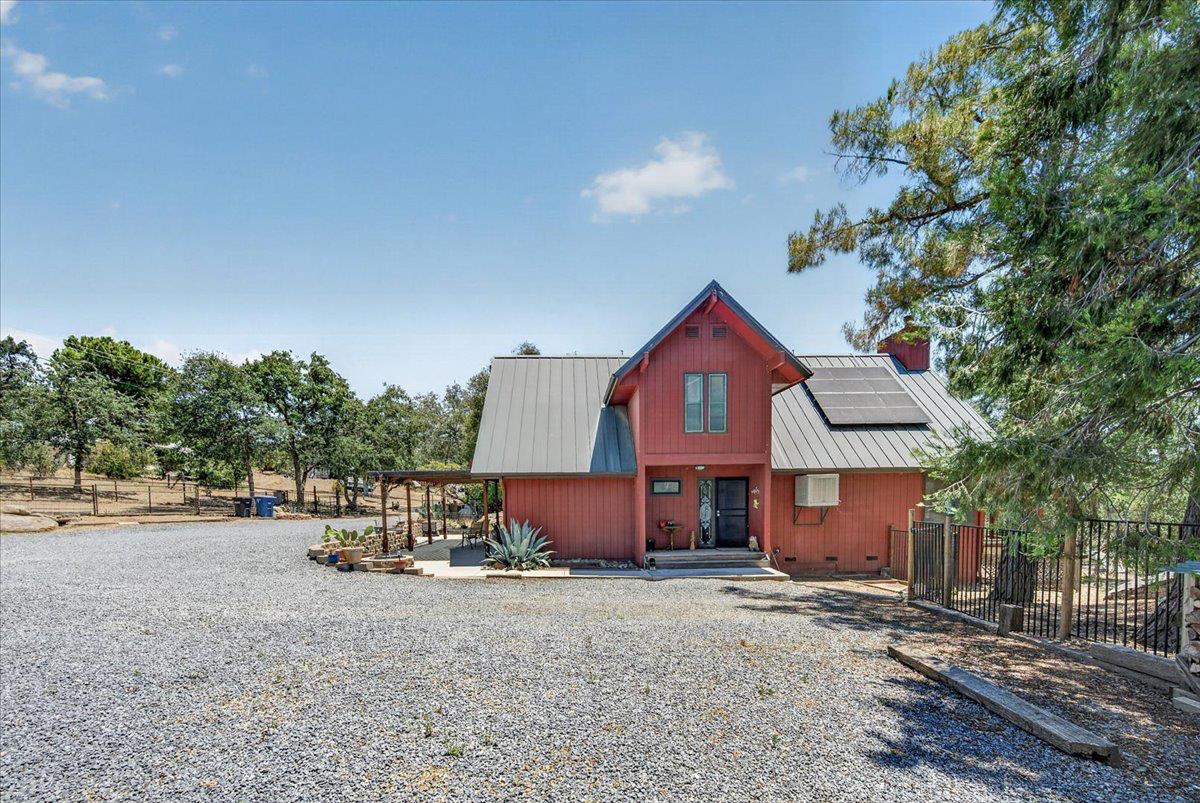 45894 Farmstead Rd, Coarsegold, CA 93614