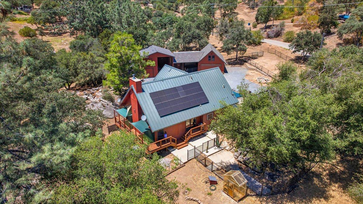 45894 Farmstead Rd, Coarsegold, CA 93614