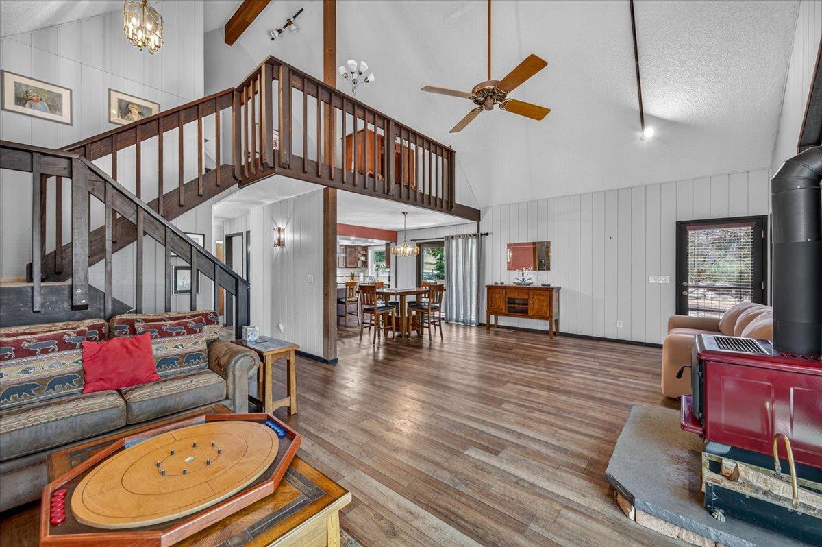 45894 Farmstead Rd, Coarsegold, CA 93614