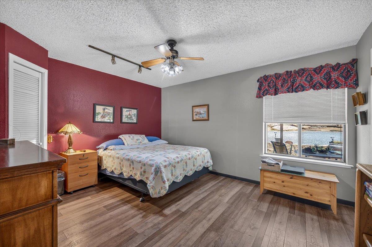 45894 Farmstead Rd, Coarsegold, CA 93614