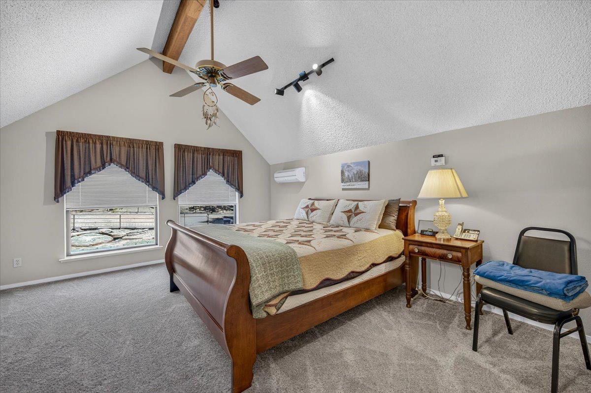 45894 Farmstead Rd, Coarsegold, CA 93614