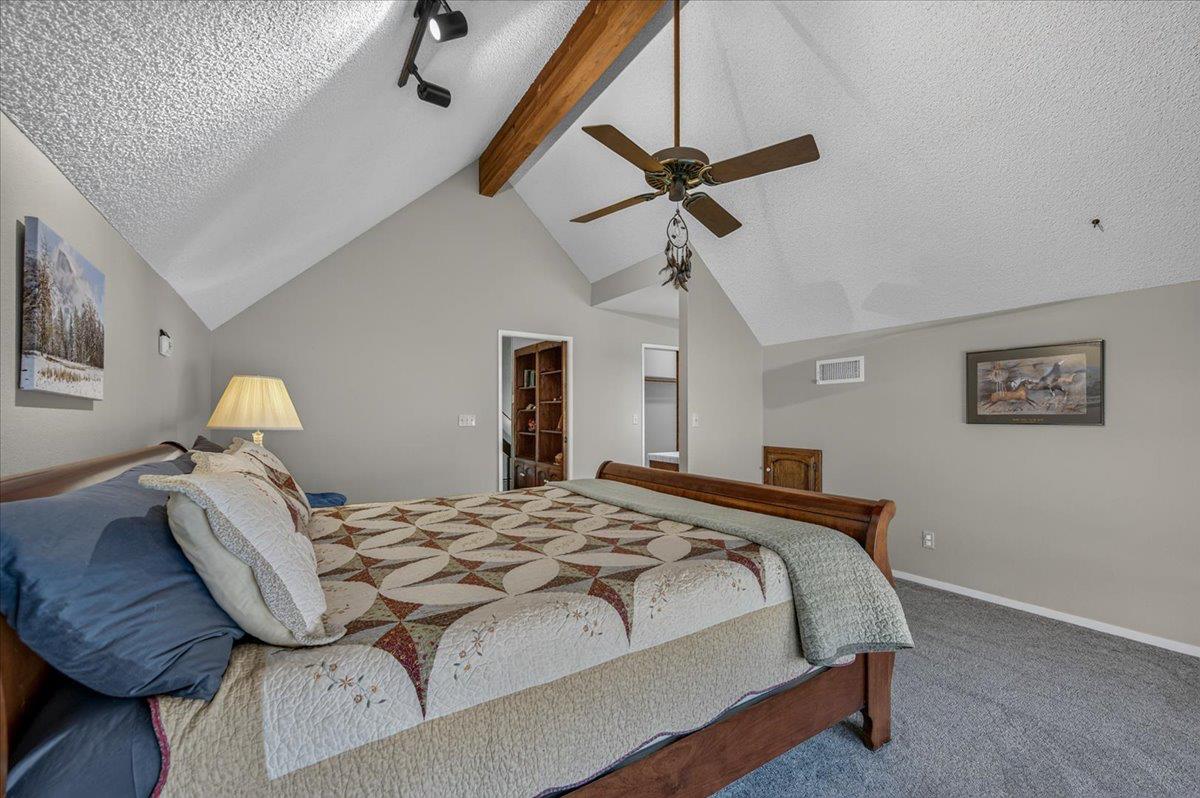 45894 Farmstead Rd, Coarsegold, CA 93614