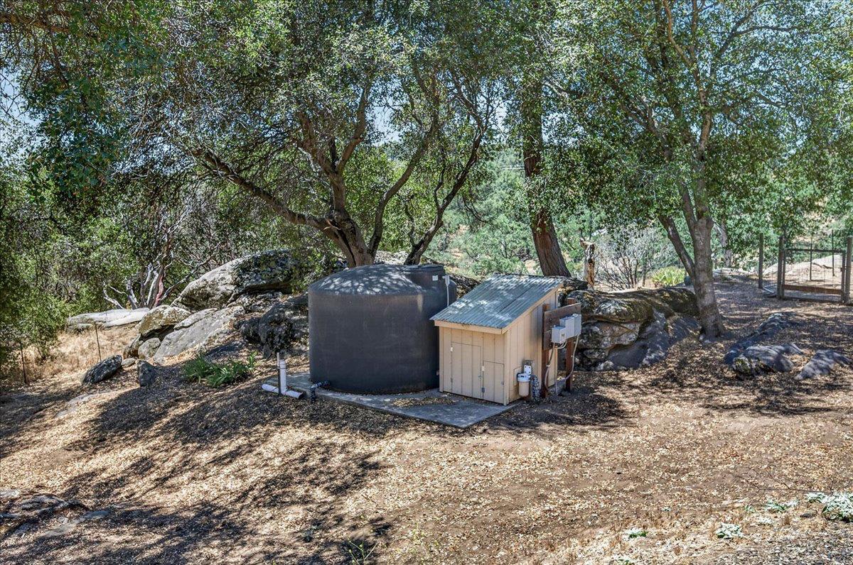45894 Farmstead Rd, Coarsegold, CA 93614