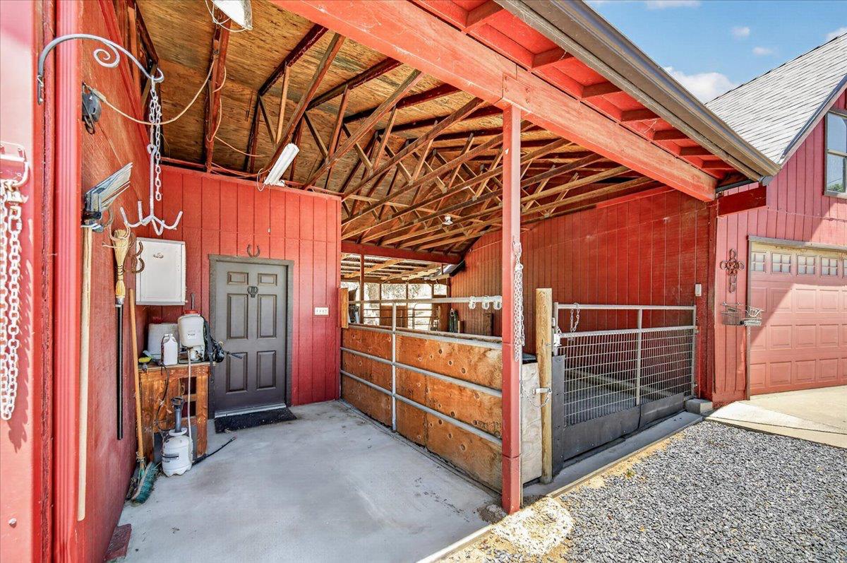 45894 Farmstead Rd, Coarsegold, CA 93614