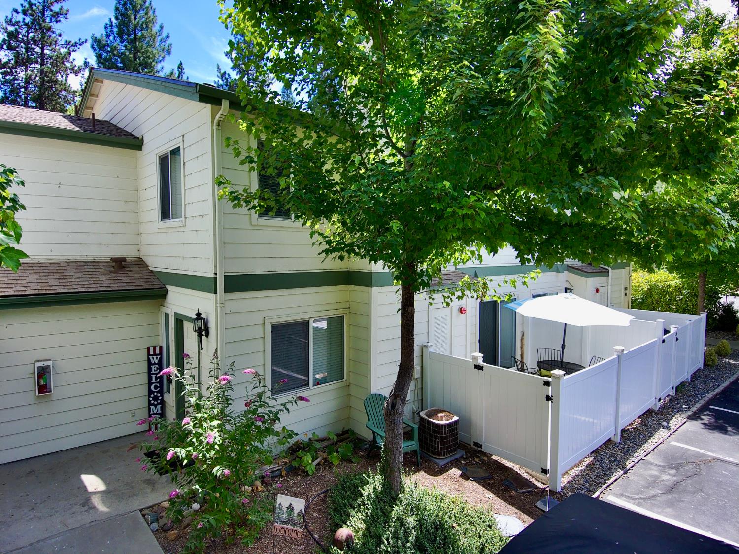 40501 Road 222 #103, Bass Lake, CA 93604