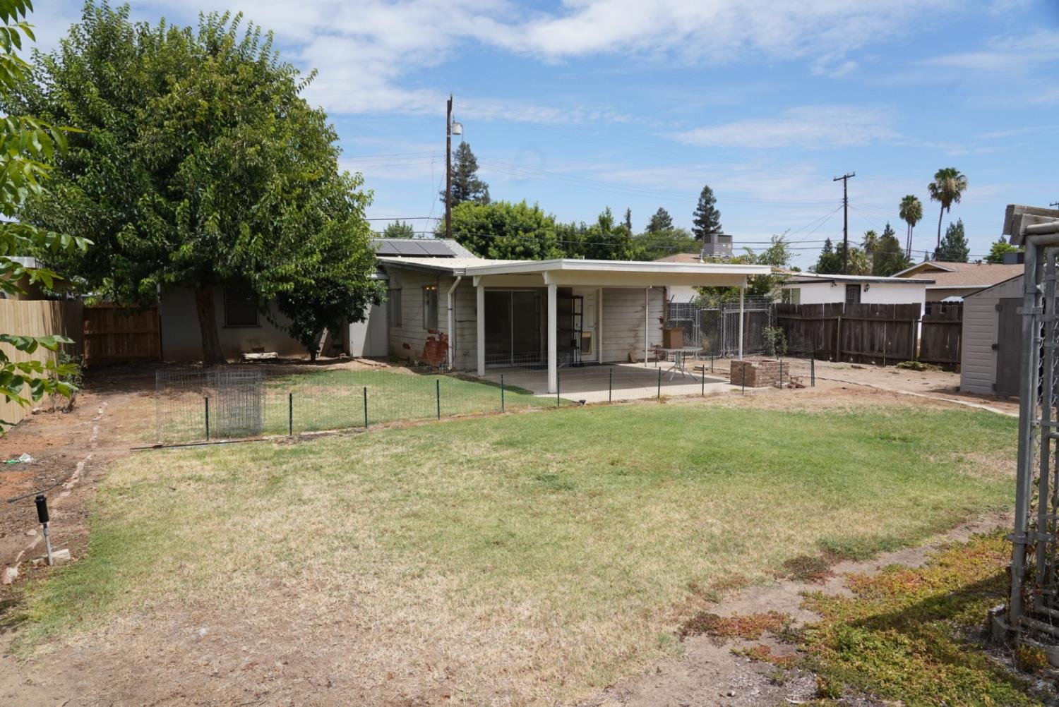 753 W Sample Ave, Fresno, CA 93704