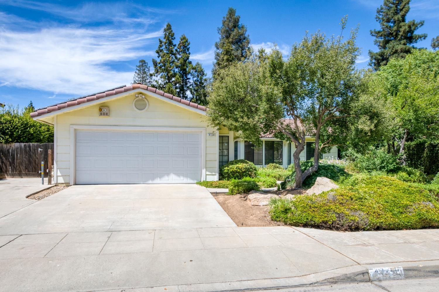 4138 W Paul Ave, Fresno, CA 93722