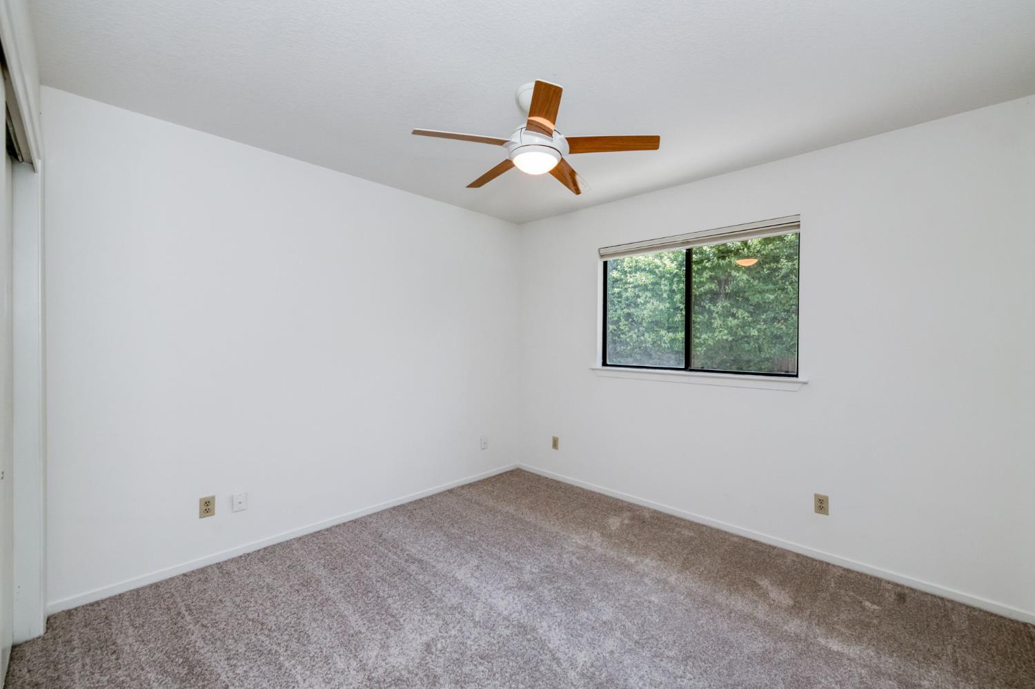 4138 W Paul Ave, Fresno, CA 93722