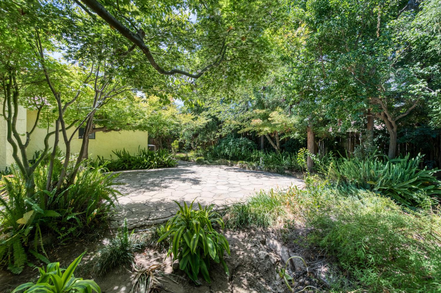 4138 W Paul Ave, Fresno, CA 93722