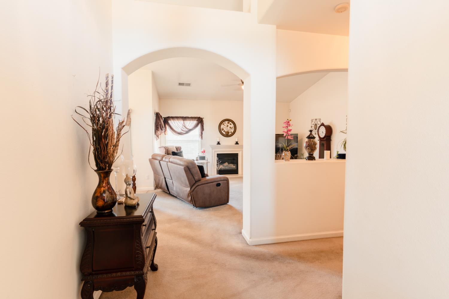 1323 Florence Ave, Dinuba, CA 93618