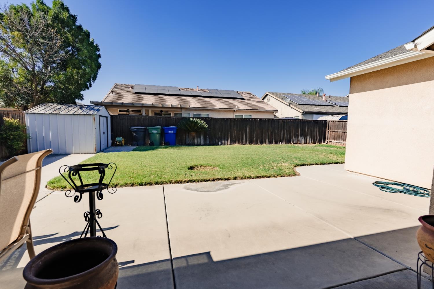 1323 Florence Ave, Dinuba, CA 93618