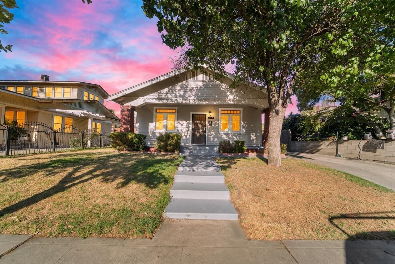 814 N Roosevelt Ave, Fresno, CA 93728