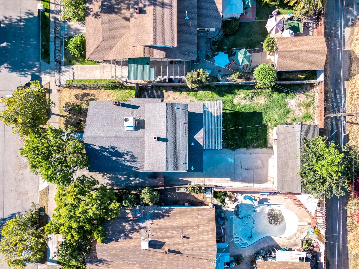 814 N Roosevelt Ave, Fresno, CA 93728