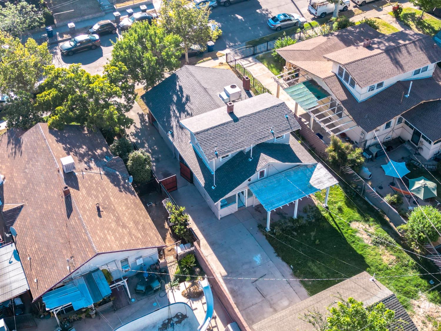 814 N Roosevelt Ave, Fresno, CA 93728