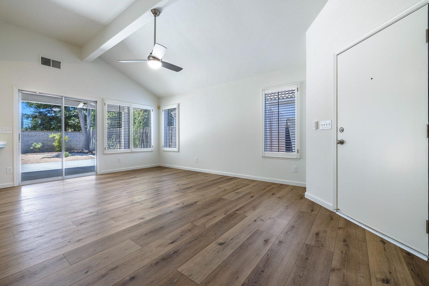 6337 N Rafael Ave, Fresno, CA 93711