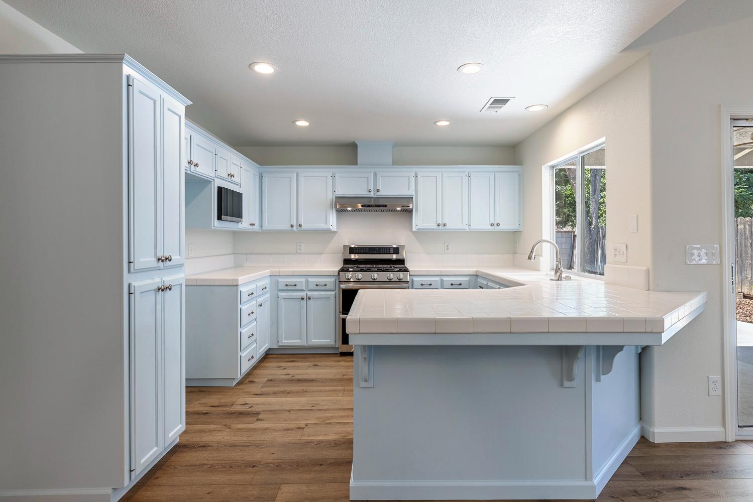6337 N Rafael Ave, Fresno, CA 93711