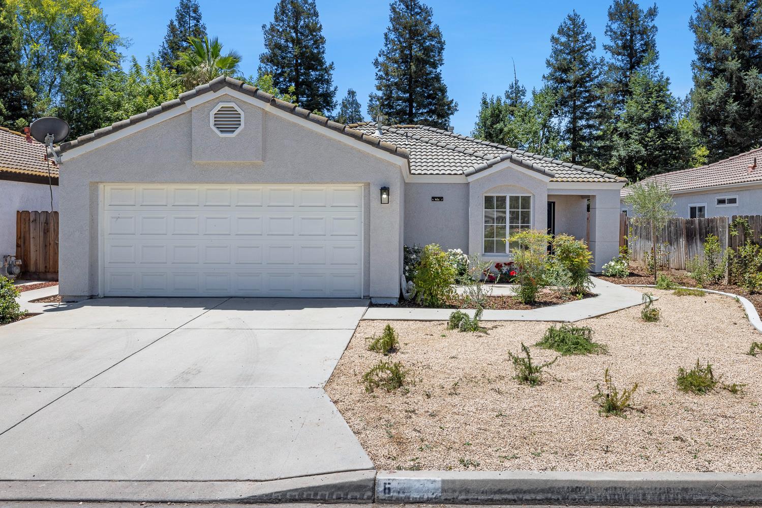 6337 N Rafael Ave, Fresno, CA 93711