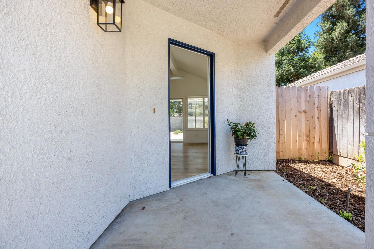 6337 N Rafael Ave, Fresno, CA 93711