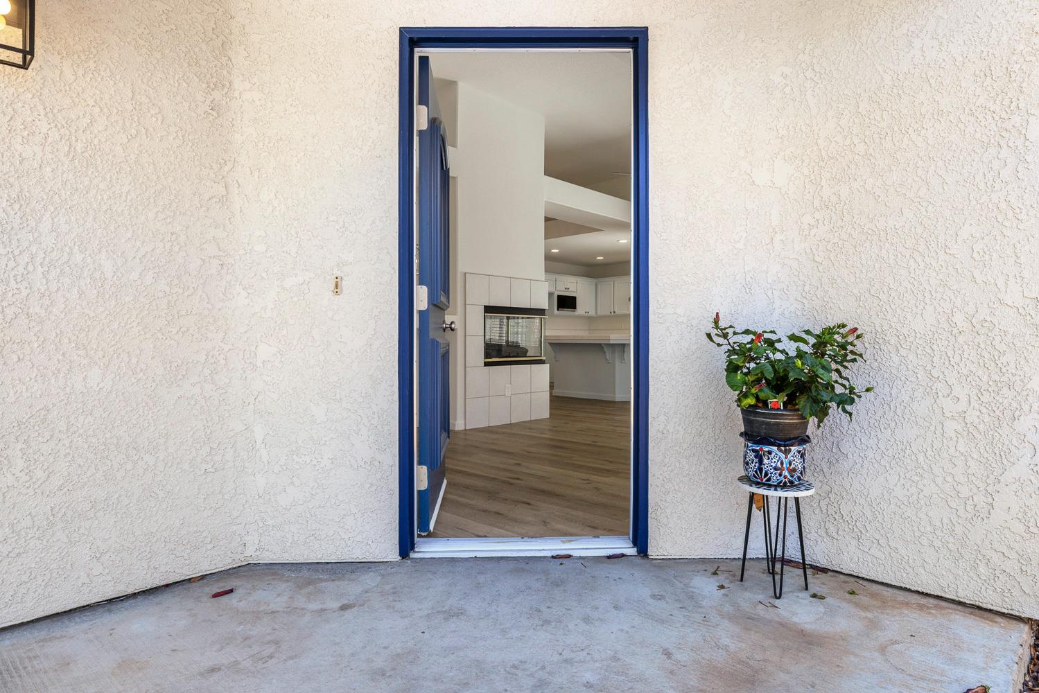 6337 N Rafael Ave, Fresno, CA 93711