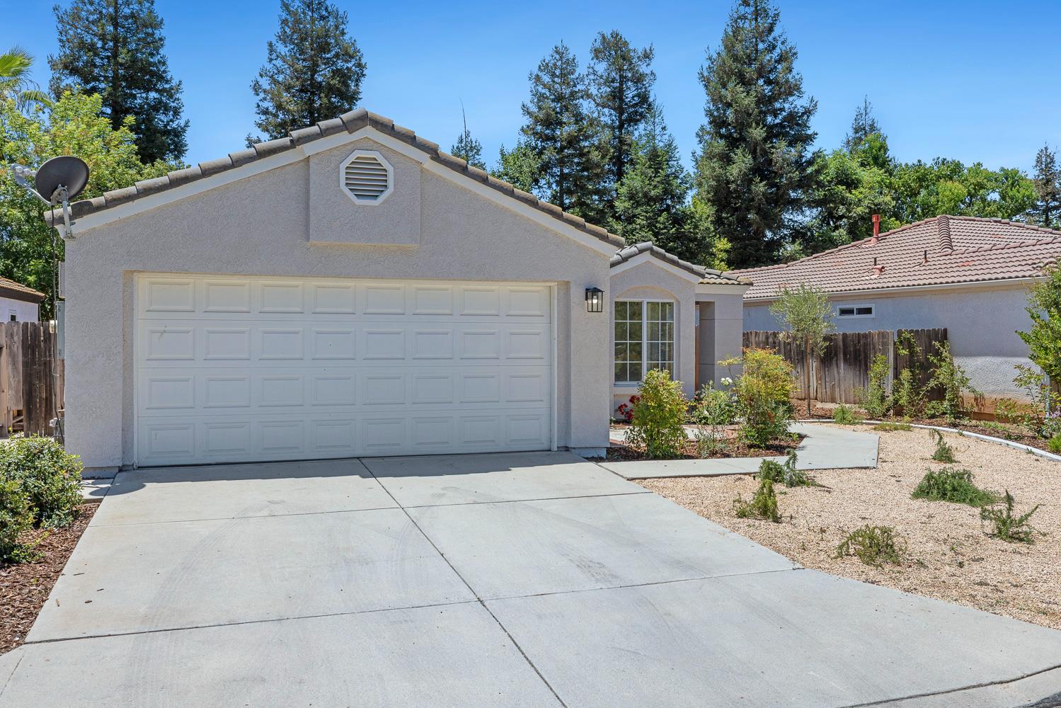 6337 N Rafael Ave, Fresno, CA 93711