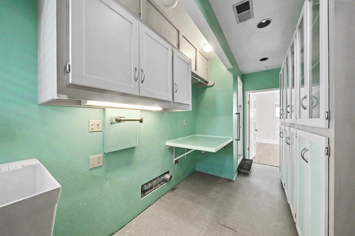 736 E Harvard Ave, Fresno, CA 93704