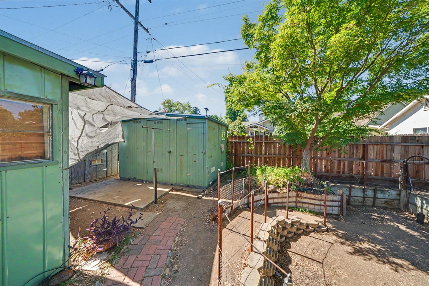 736 E Harvard Ave, Fresno, CA 93704