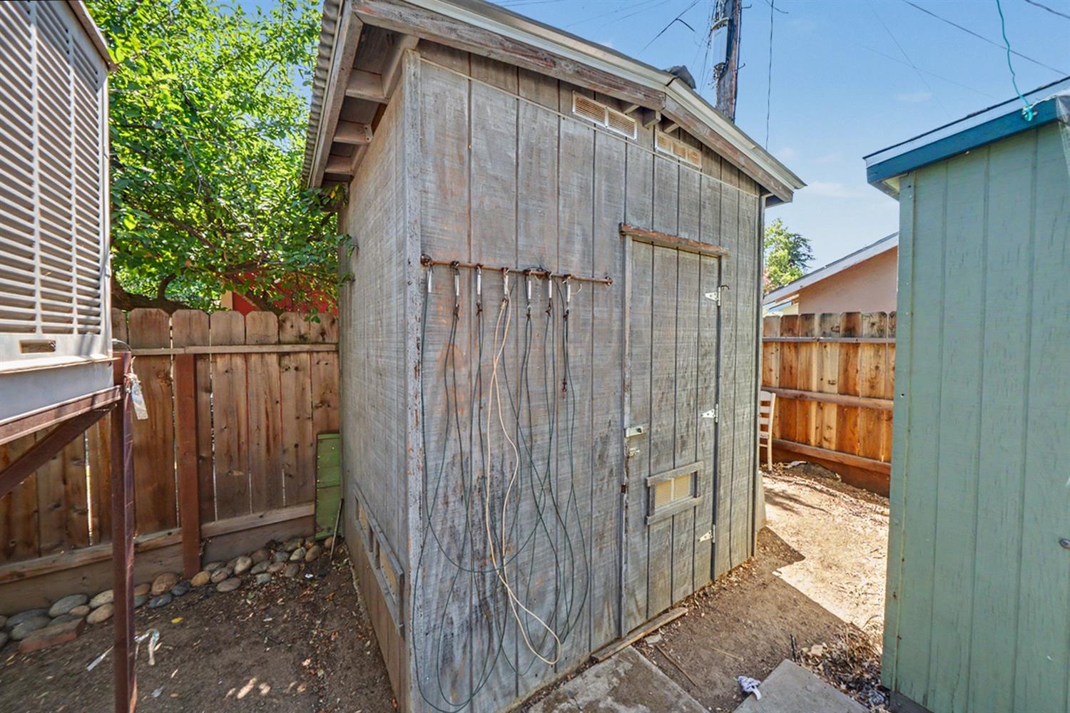 736 E Harvard Ave, Fresno, CA 93704