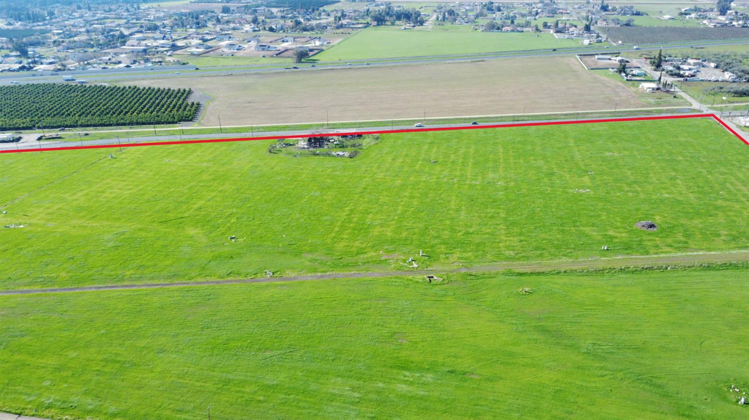 17654 N Main St, Porterville, CA 93257