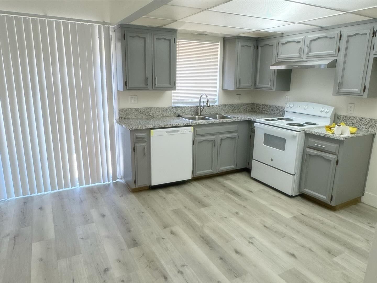 7089 N Howard St, Fresno, CA 93720