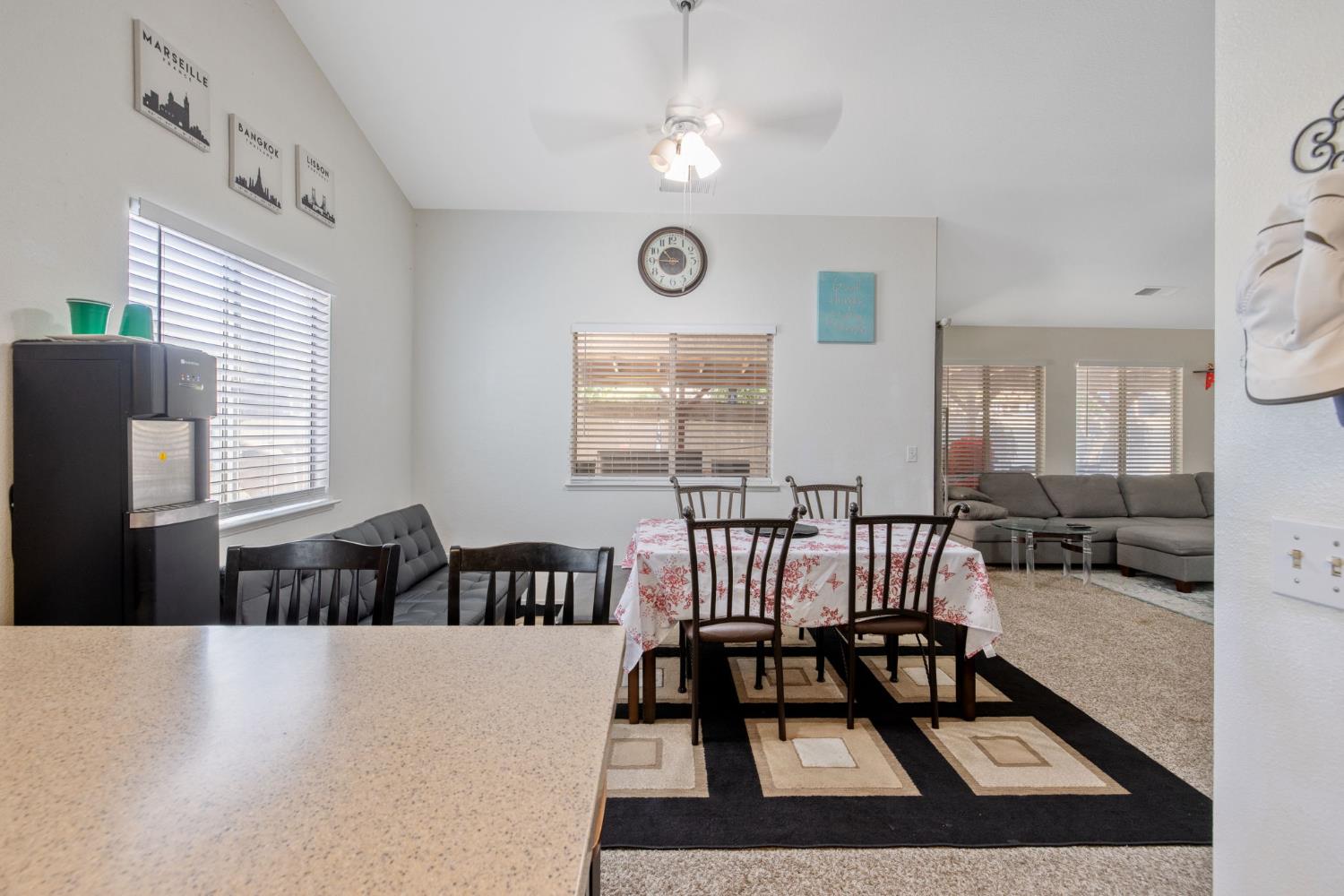2451 N EL Capitan Ave, Fresno, CA 93722