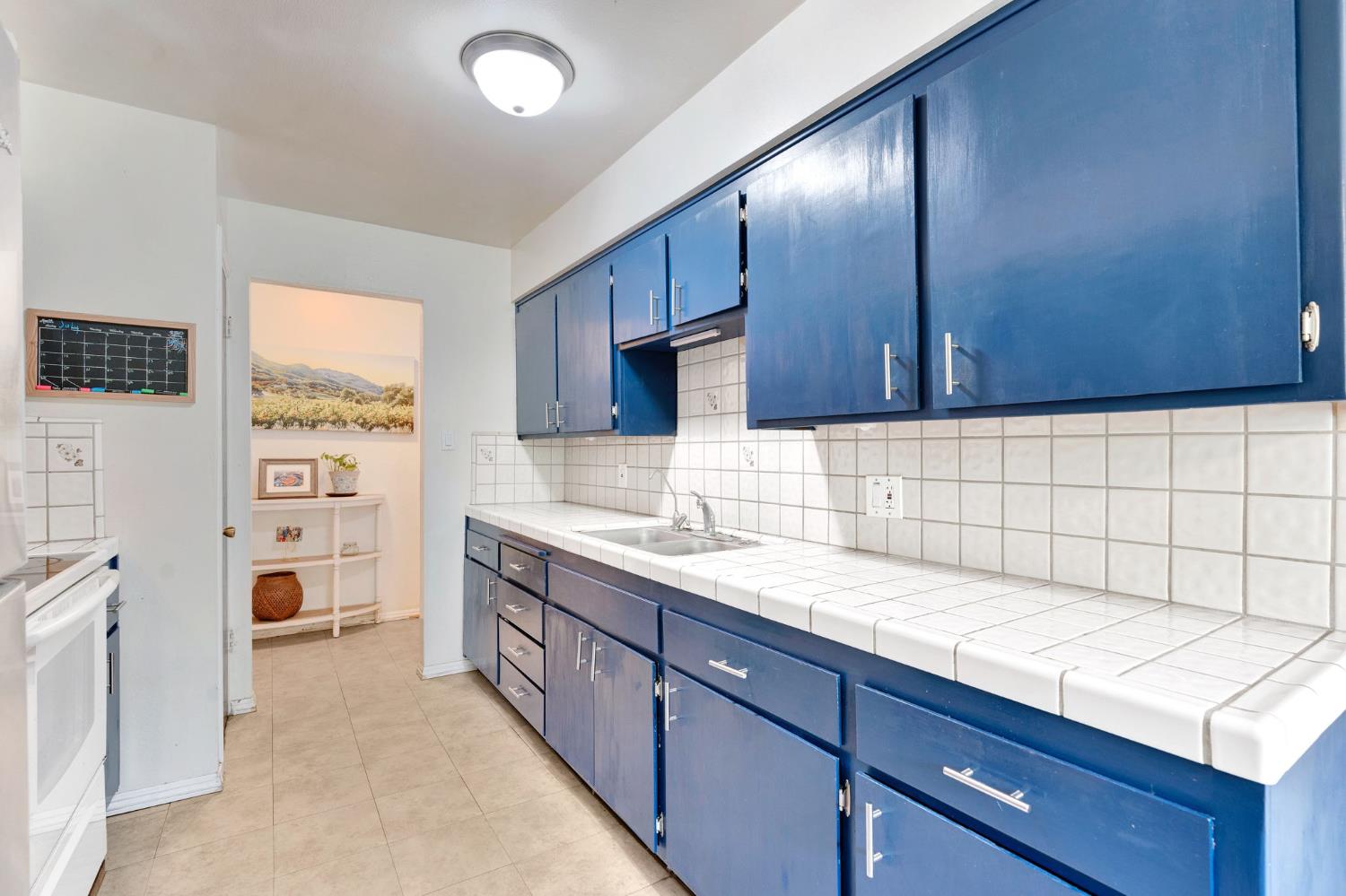 4590 N Hughes Ave, Fresno, CA 93705