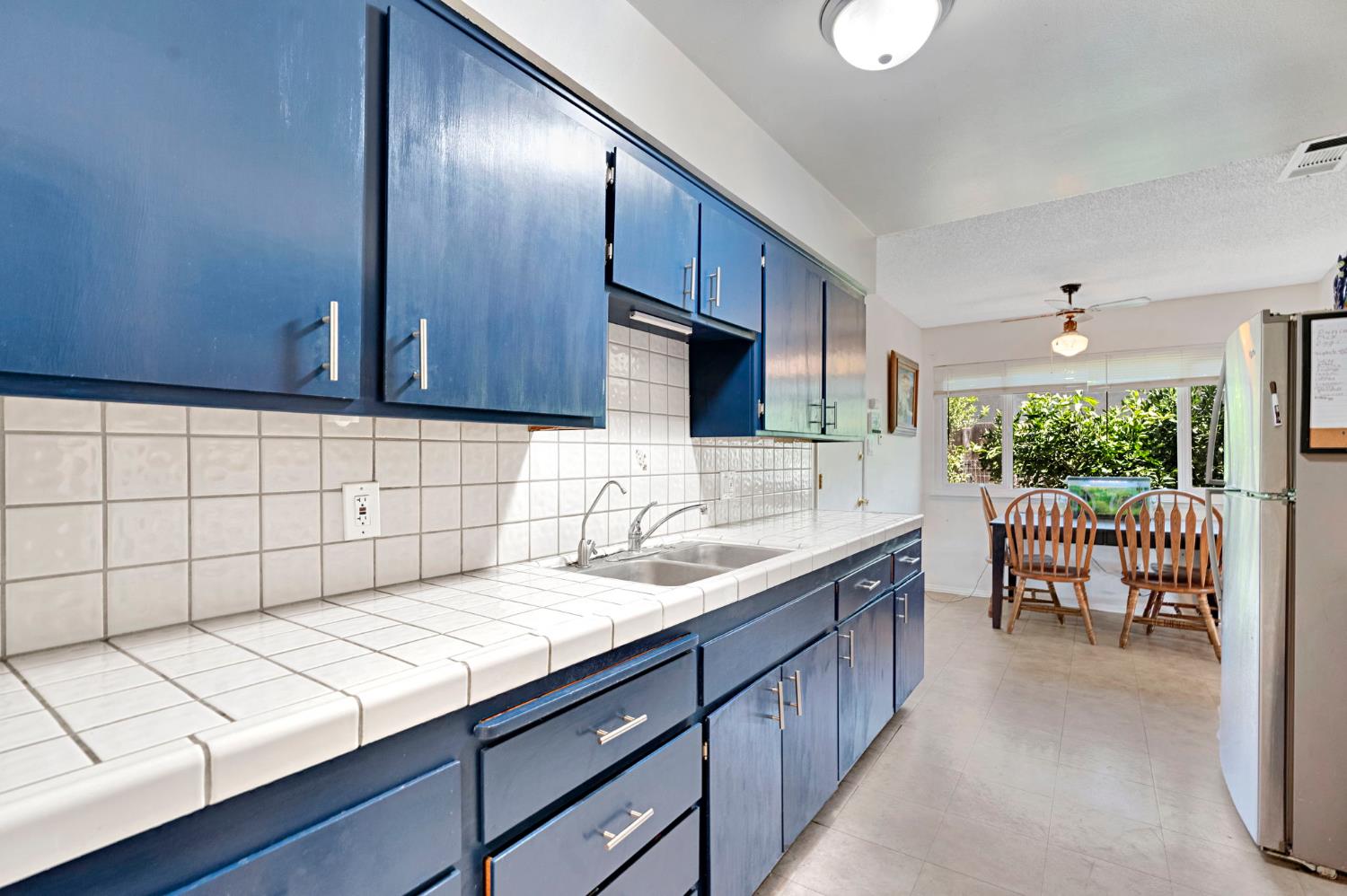4590 N Hughes Ave, Fresno, CA 93705
