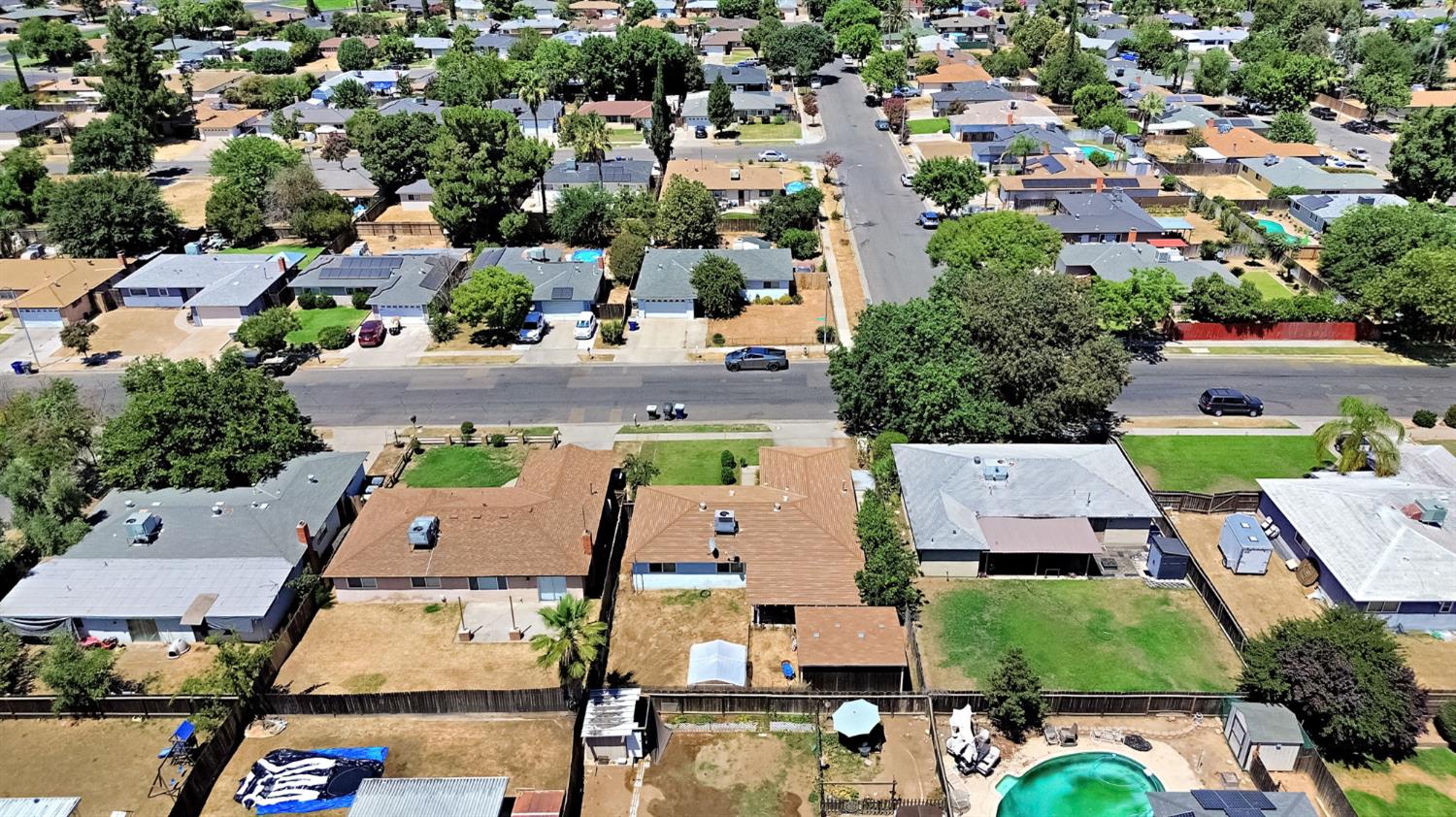 4590 N Hughes Ave, Fresno, CA 93705