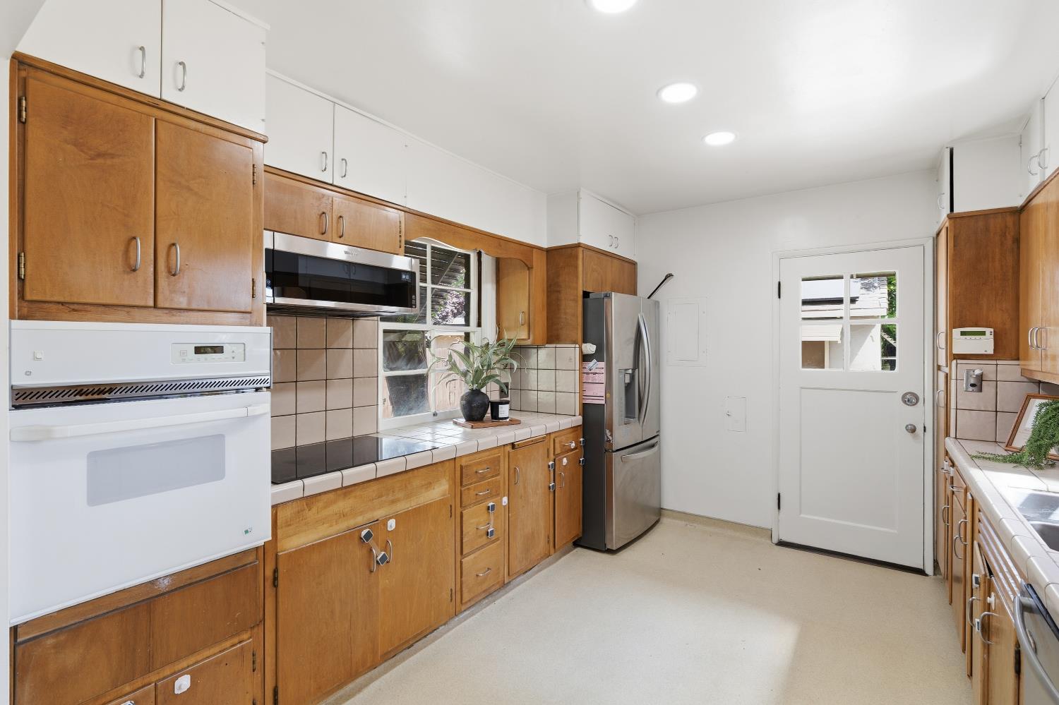 445 E Princeton Ave, Fresno, CA 93704