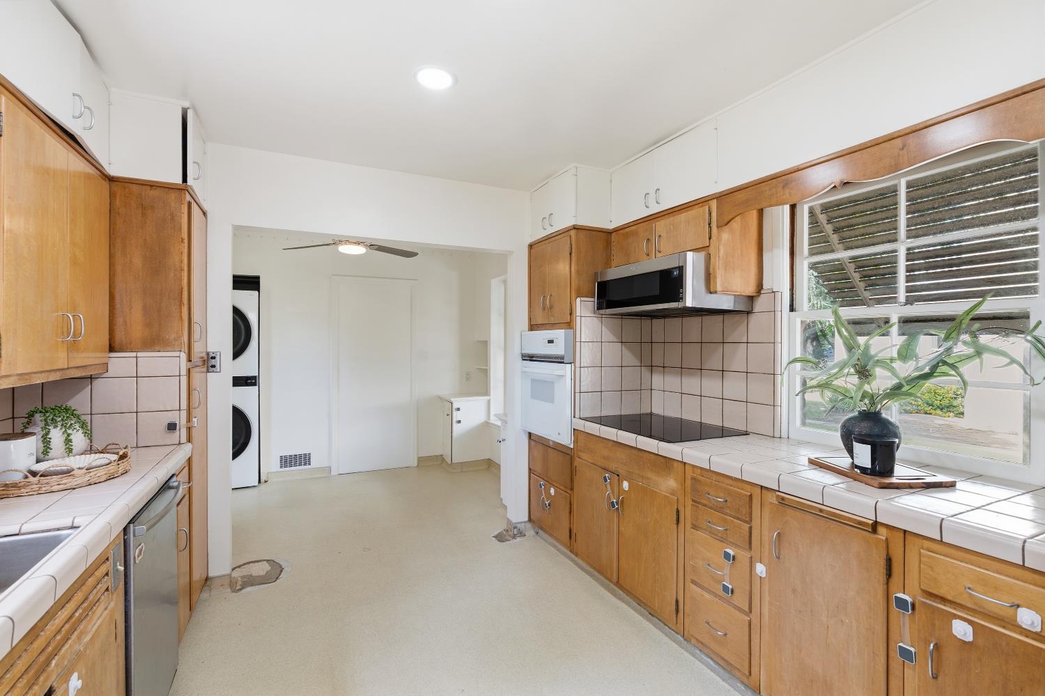 445 E Princeton Ave, Fresno, CA 93704