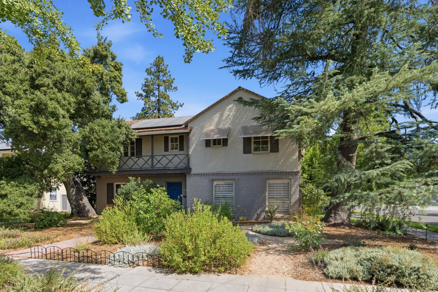 445 E Princeton Ave, Fresno, CA 93704