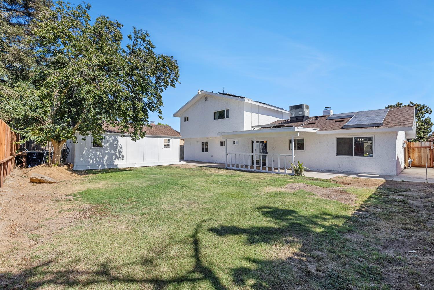 857 Los Altos Ave, Clovis, CA 93612