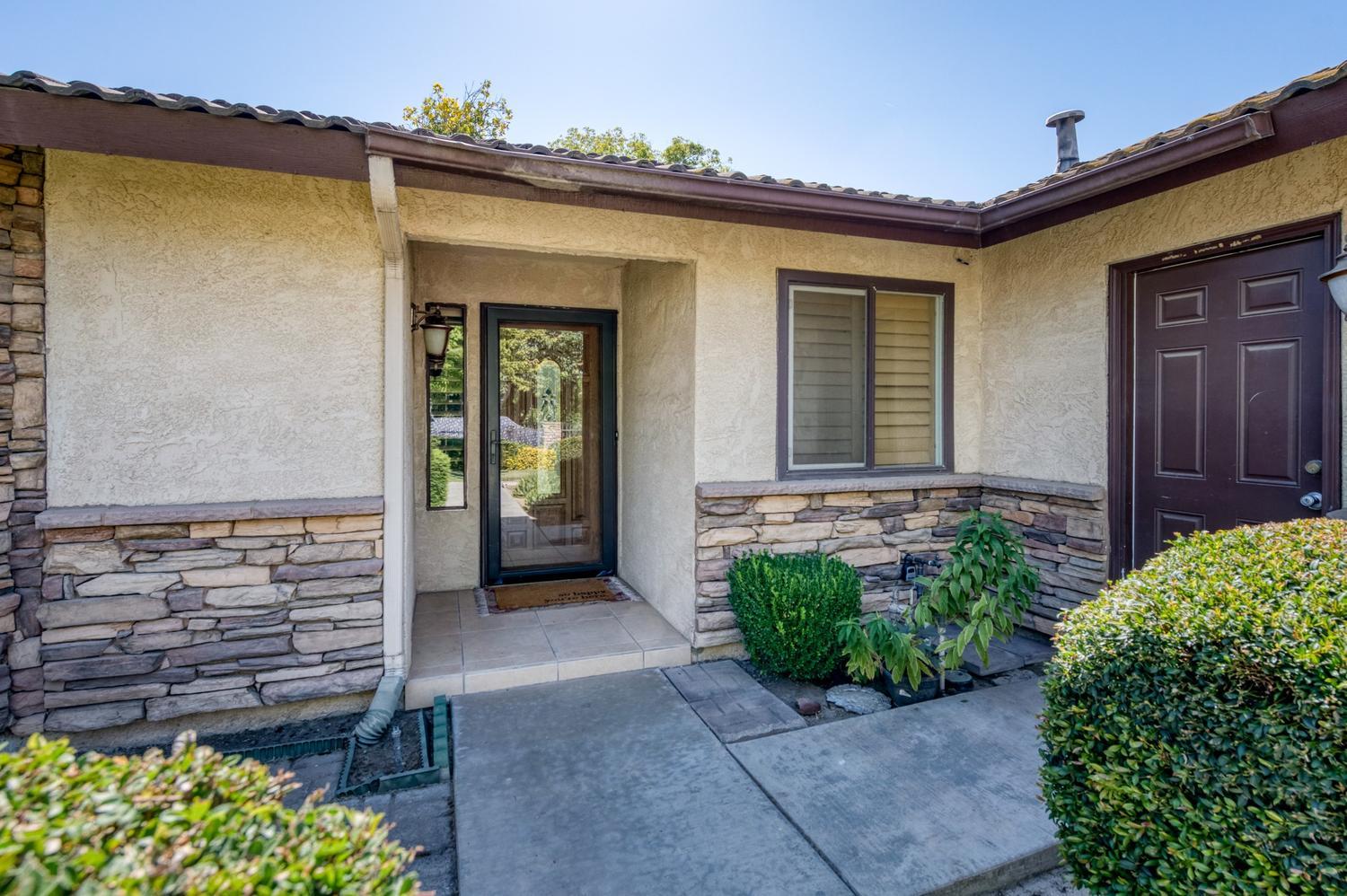2319 S Pierce Ave, Fresno, CA 93725