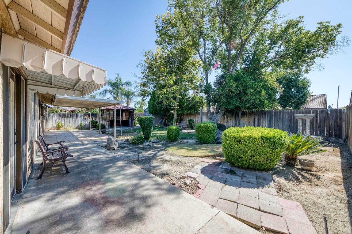 2319 S Pierce Ave, Fresno, CA 93725