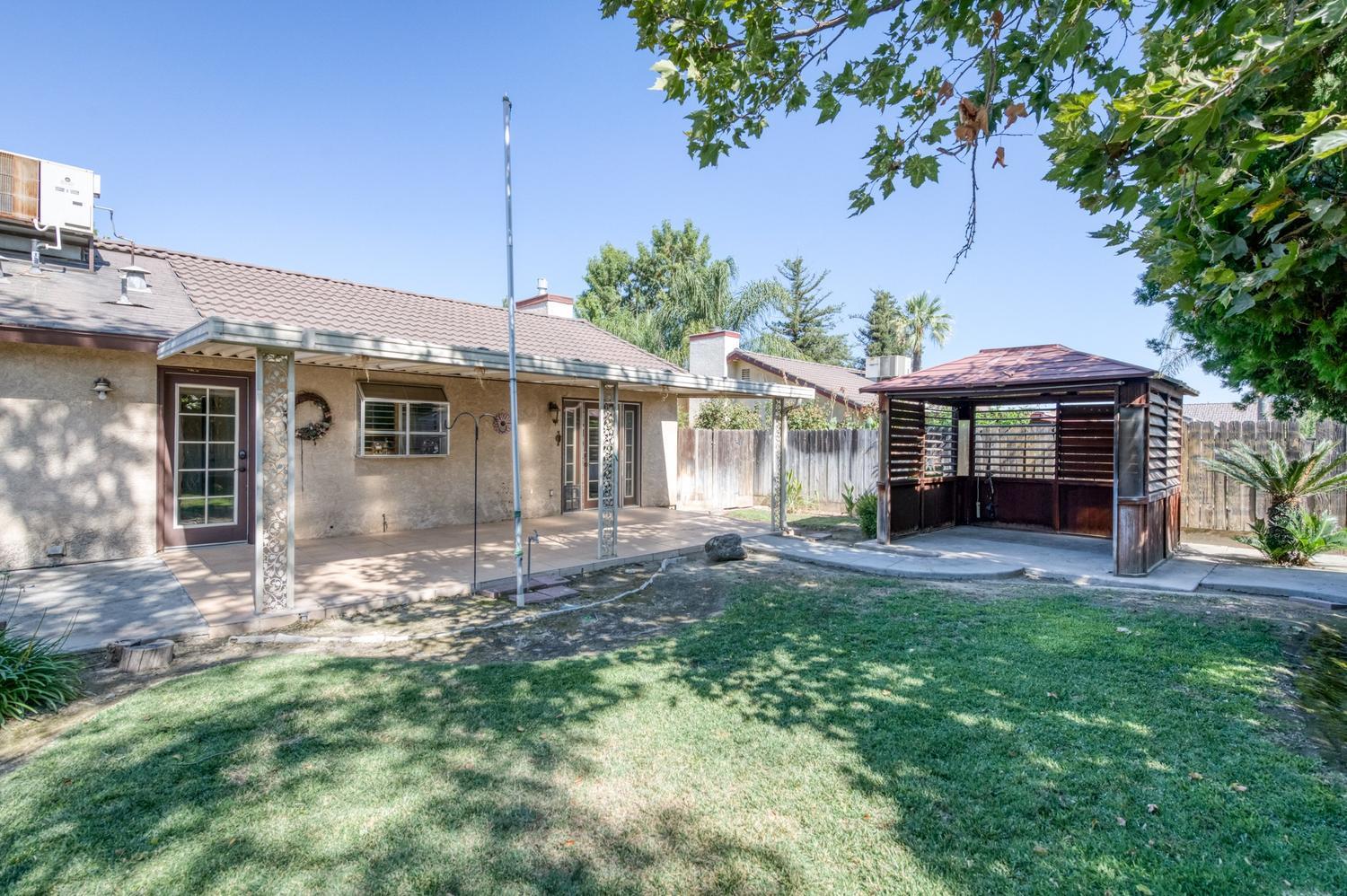 2319 S Pierce Ave, Fresno, CA 93725