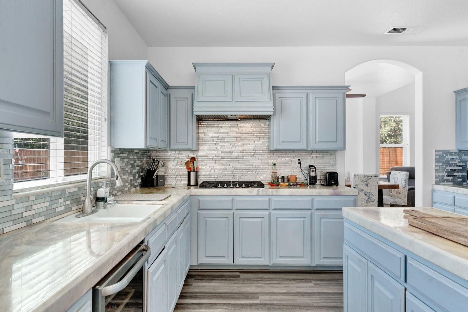 2768 Goshen Ave, Clovis, CA 93611