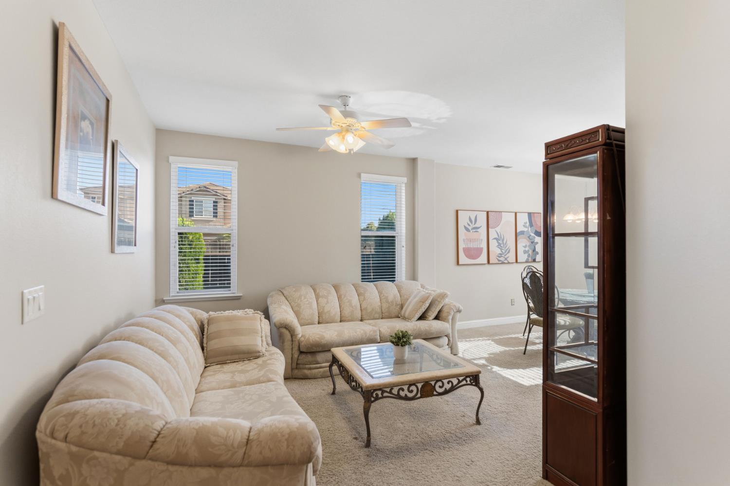 8553 N Ann Ave, Fresno, CA 93720