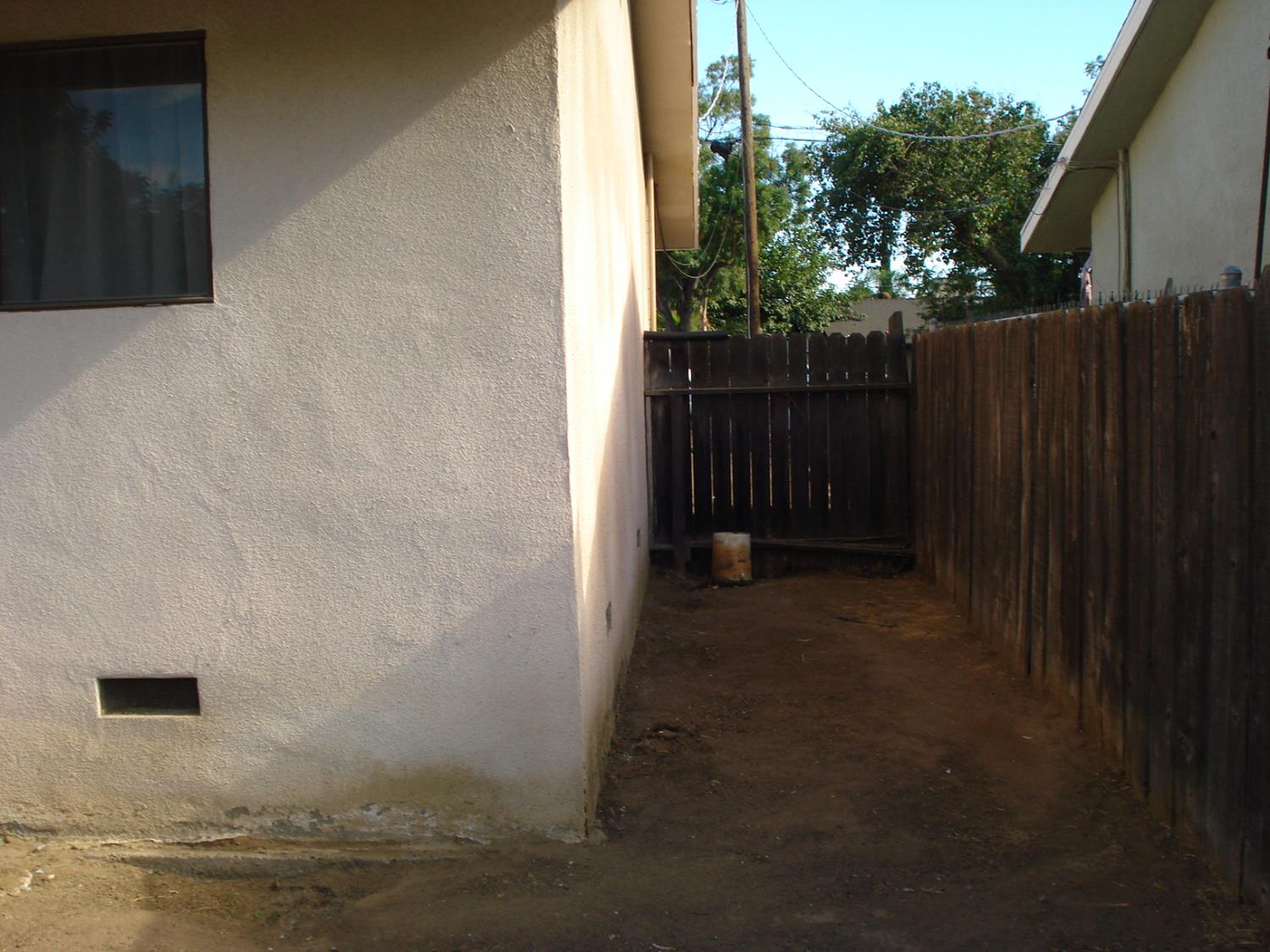 4769 E Mckenzie Ave, Fresno, CA 93702